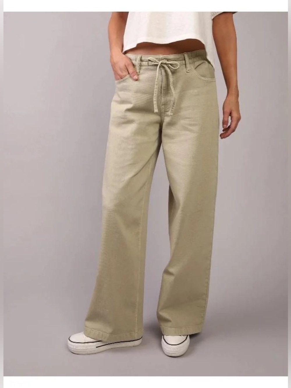 American Eagle ultra wide leg jeans. Size 000